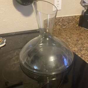 Elegant Glass Decanter